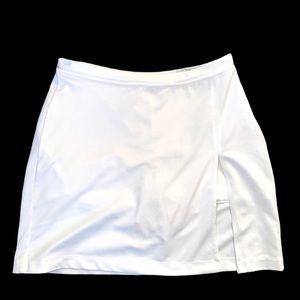 Like new callaway golf skirt / skort white